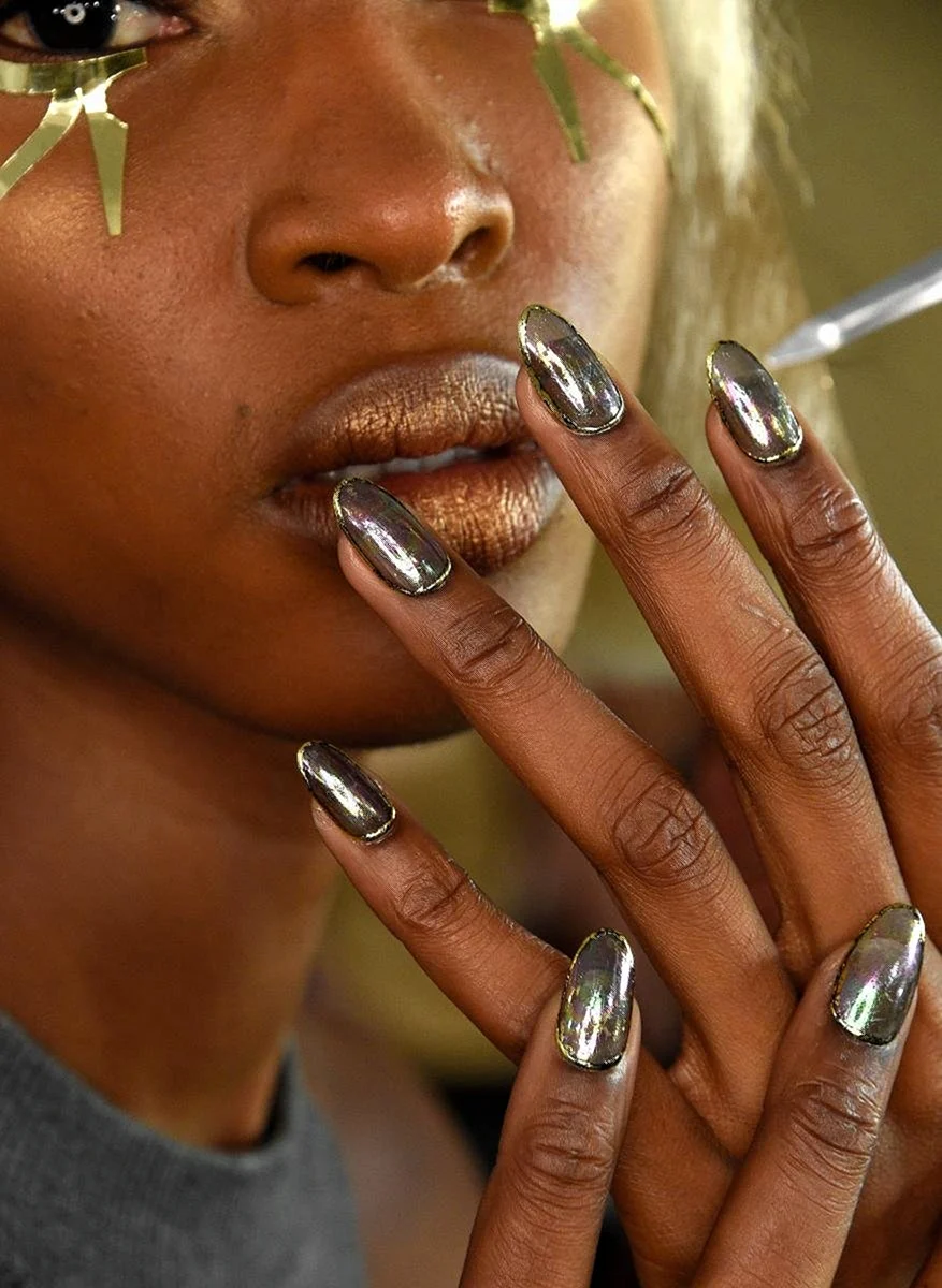 Afro Nails