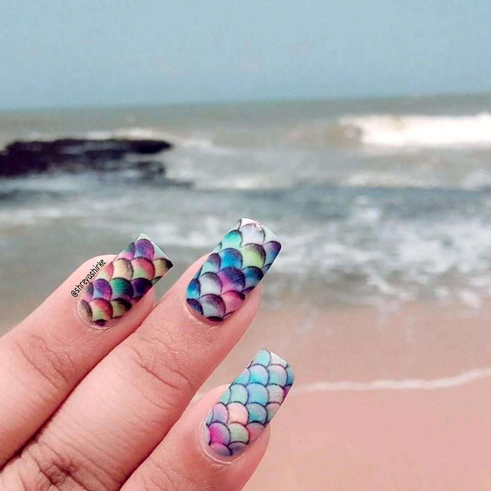 Beach Manicure