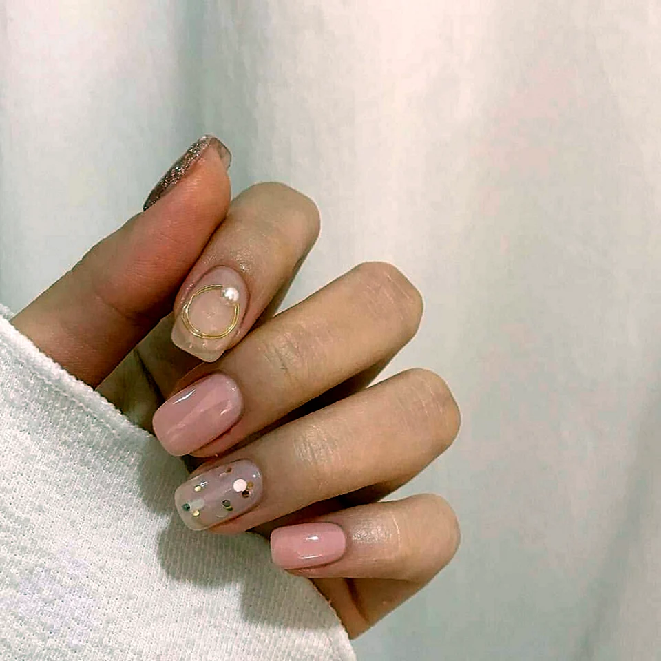 Beige Nails with Slide