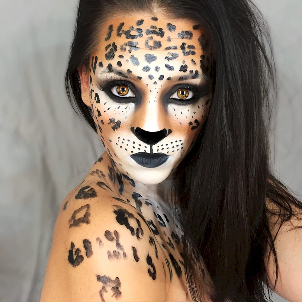Body Paint Cheetah