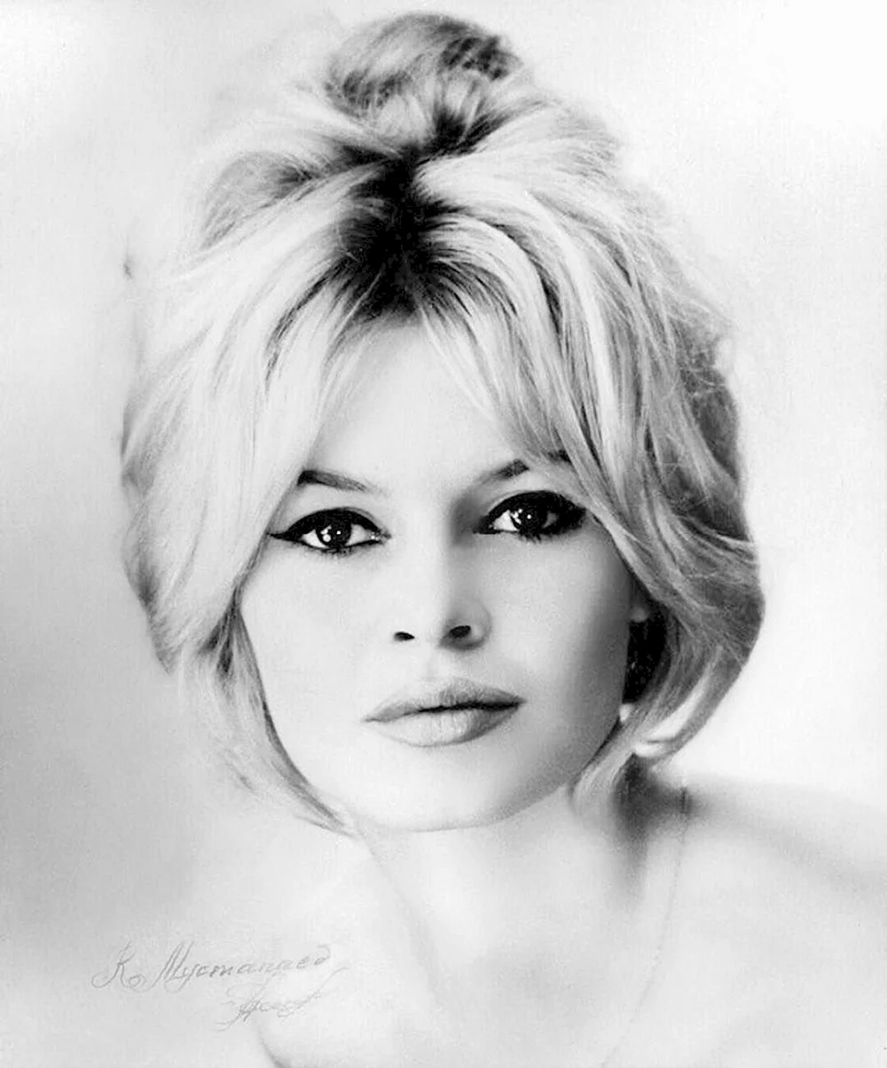 Brigitte Bardot 1954