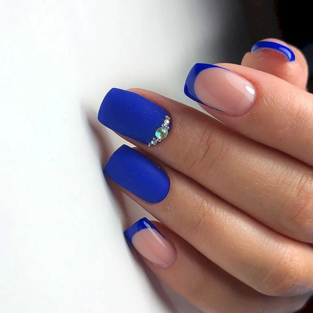 Dark Blue Gel Nails