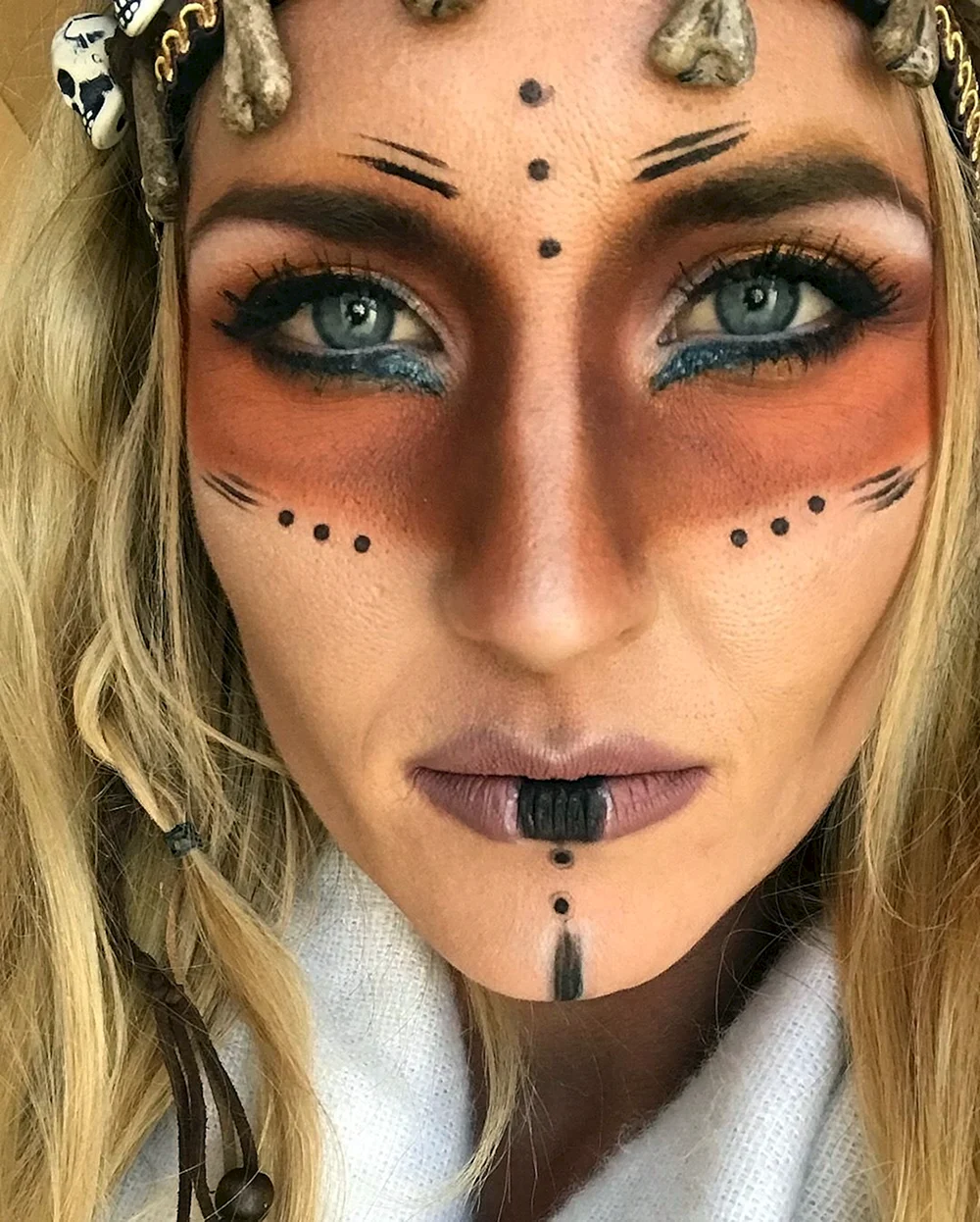 Этнический макияж ведьма