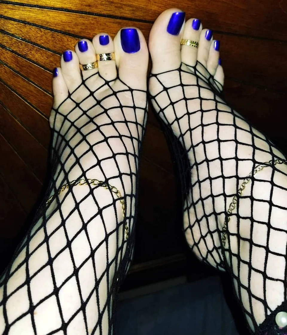Fishnet Toes