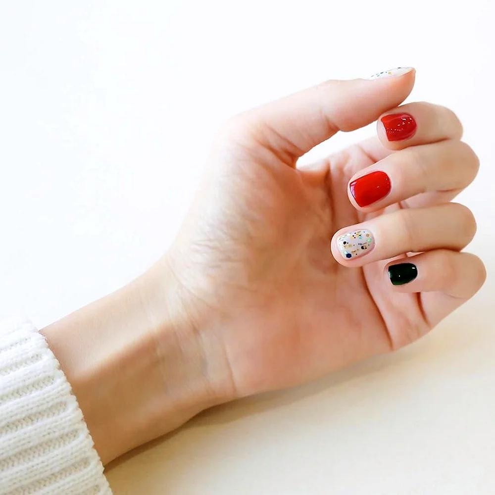 Four Plus one Style Nails