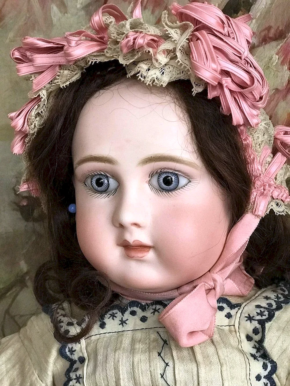 Французская фарфоровая кукла