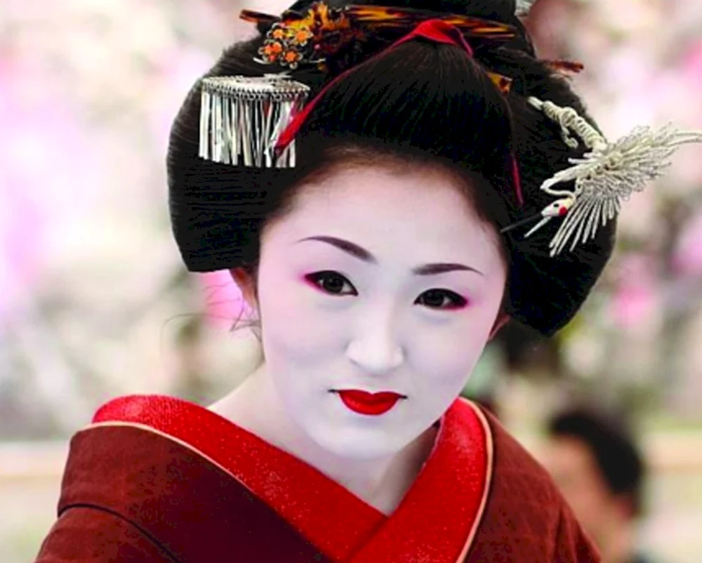 Geisha Makeup
