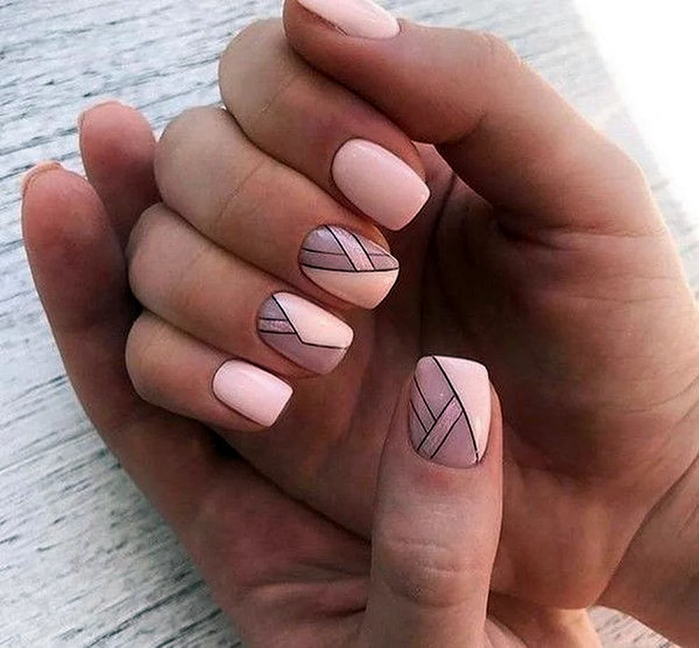 Geometric Nail Designs