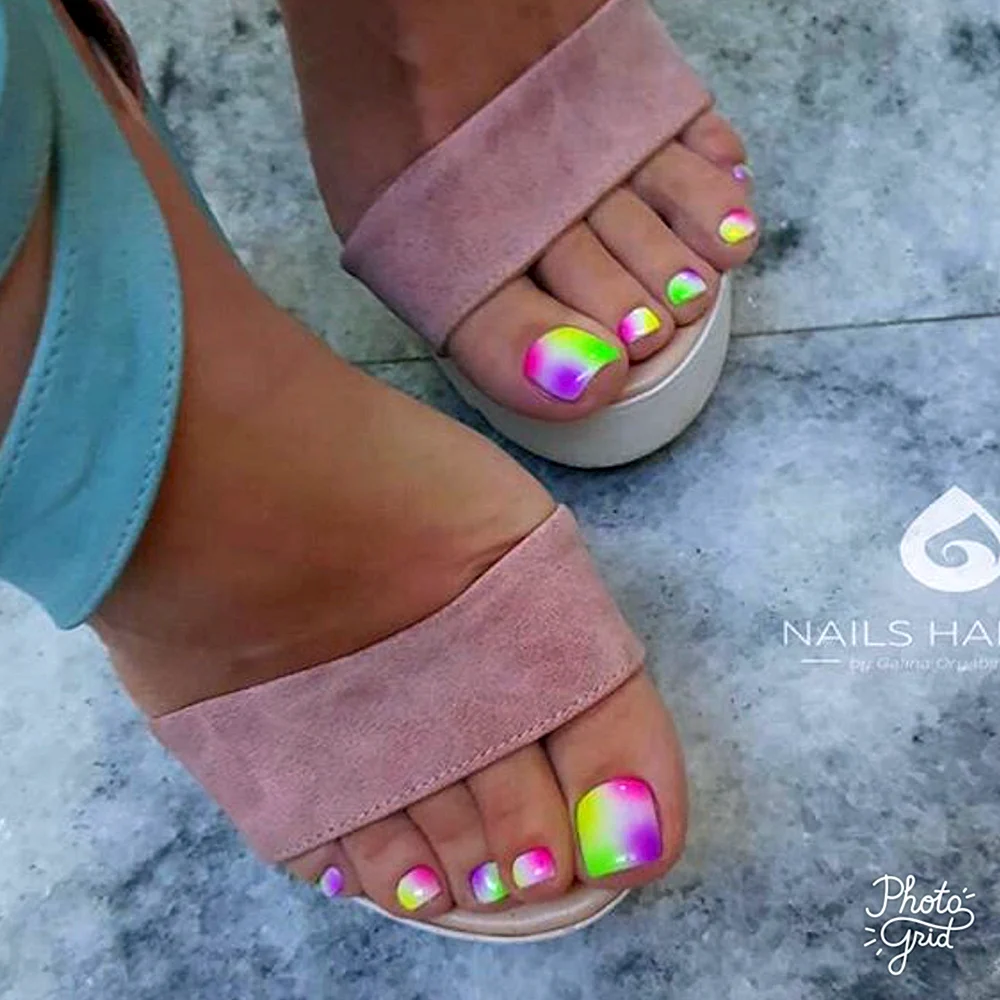 Gorgeous Toes Neon