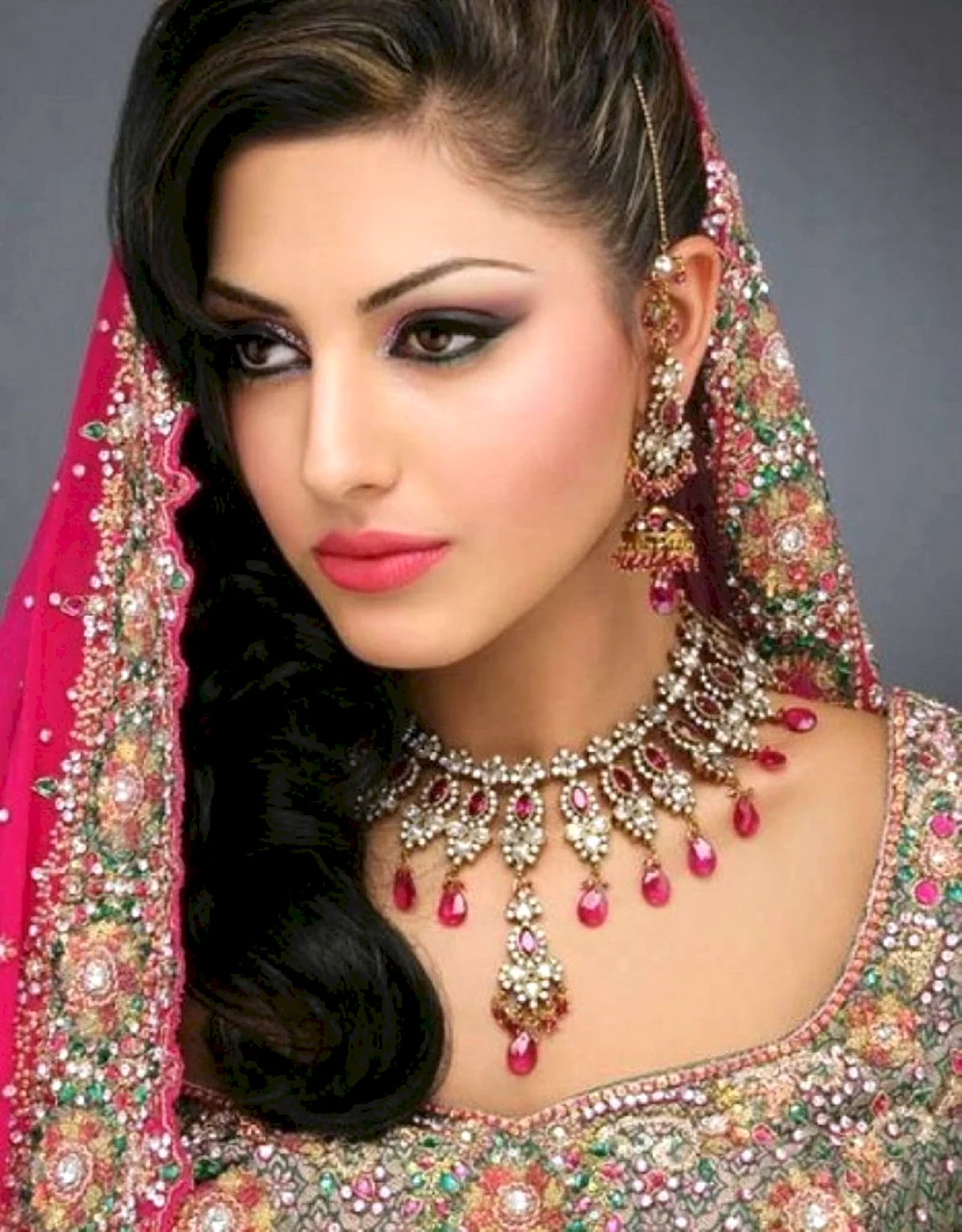 Индийская красавица айшвария рай макияж