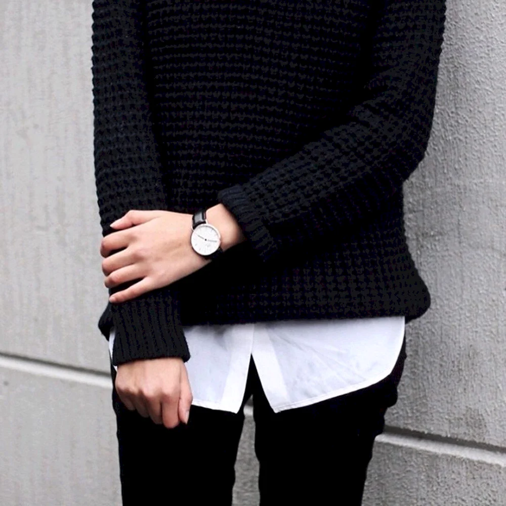Inif Sweater Black White