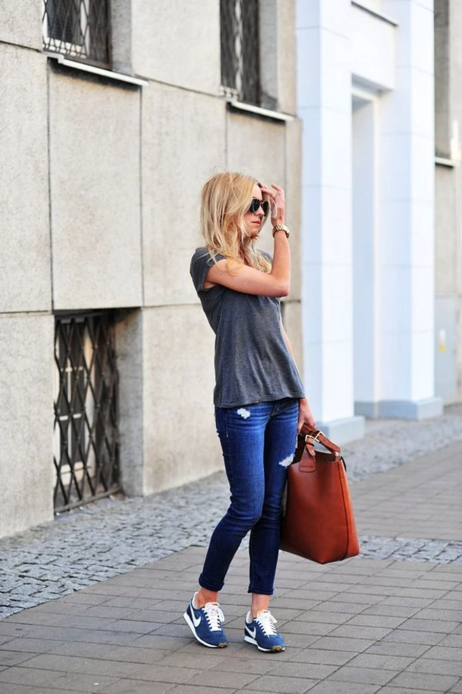Jeans Sneakers outfit