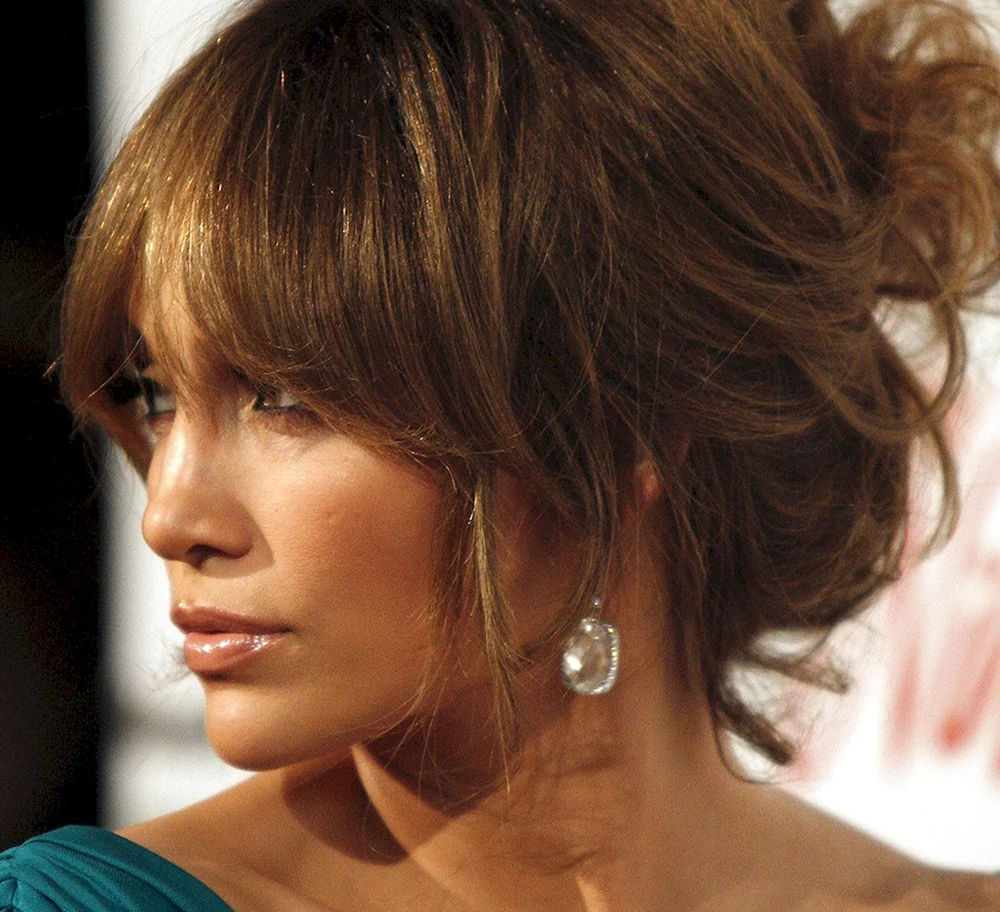 Jennifer Lopez Bangs