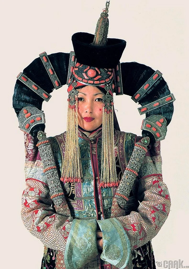 Халха-Монголы головные уборы