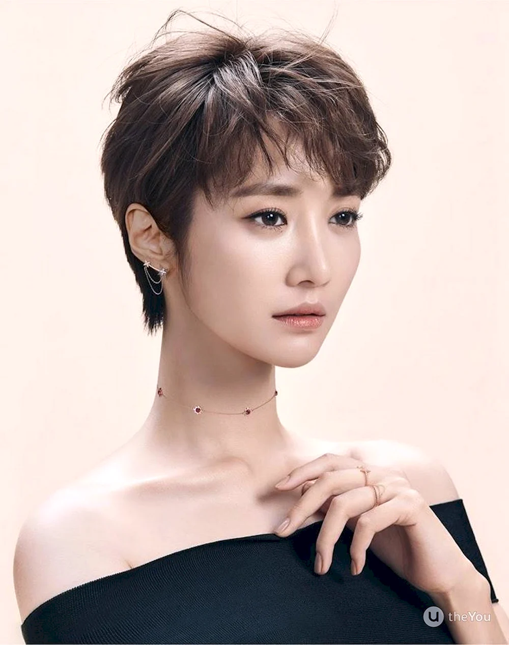 Korean girl short hair