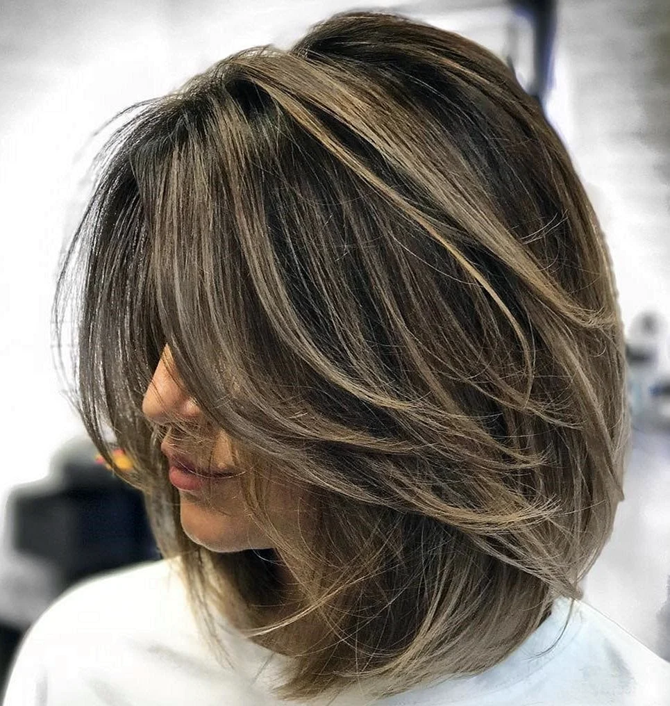 Layered Balayage Hairstyle with Highlights