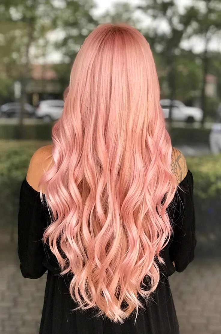 Light Pink hair