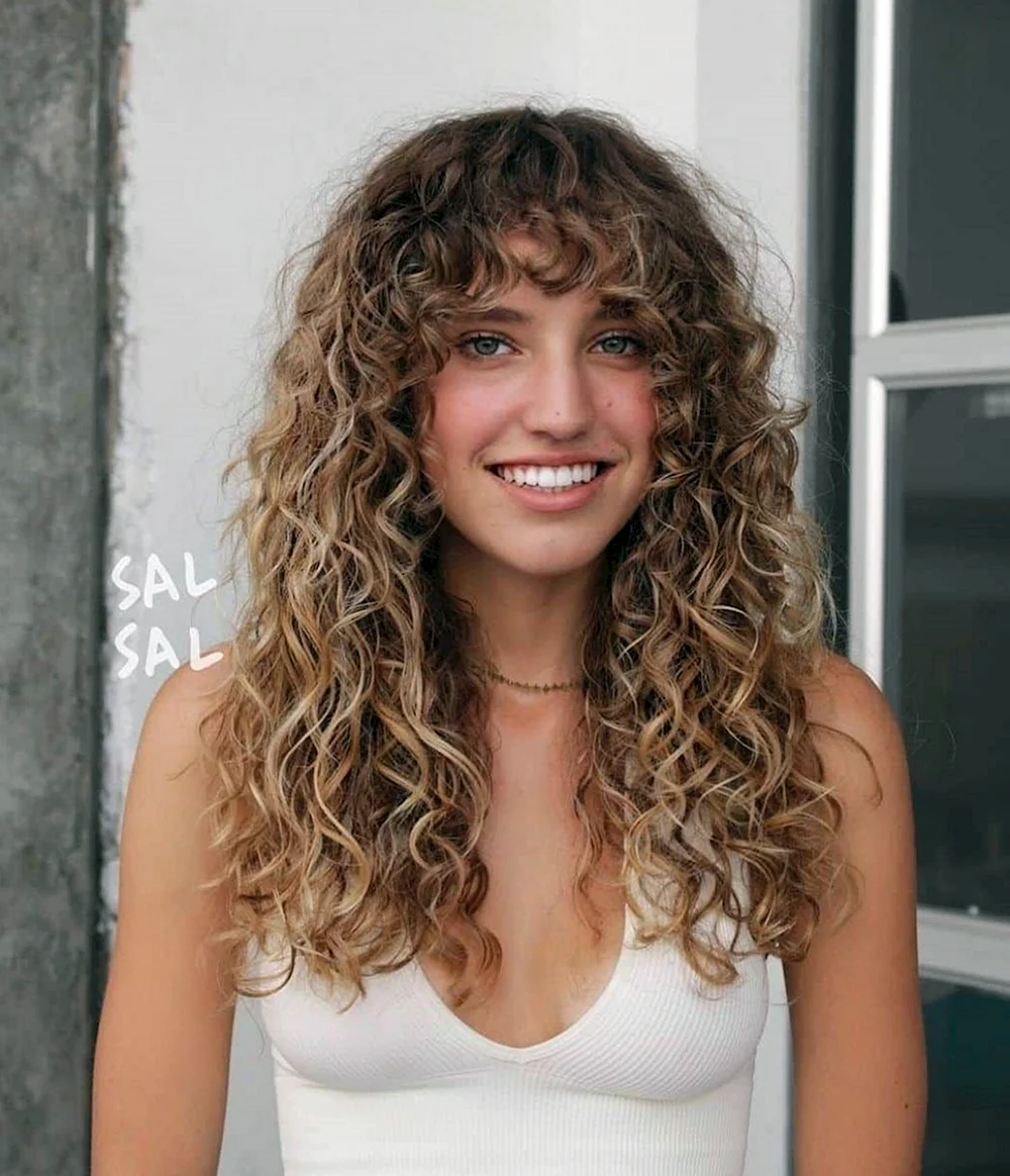 Long curly Hairstyles
