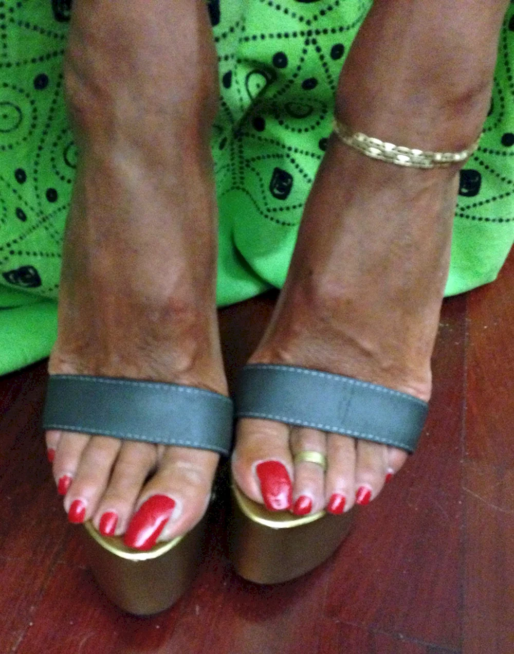 Long Toe Sandal feet