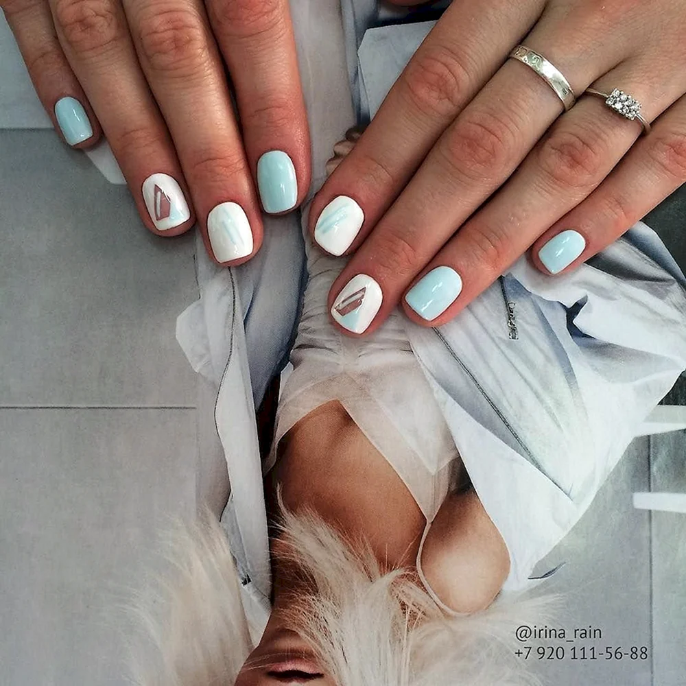 Lounge Nails by Irina
