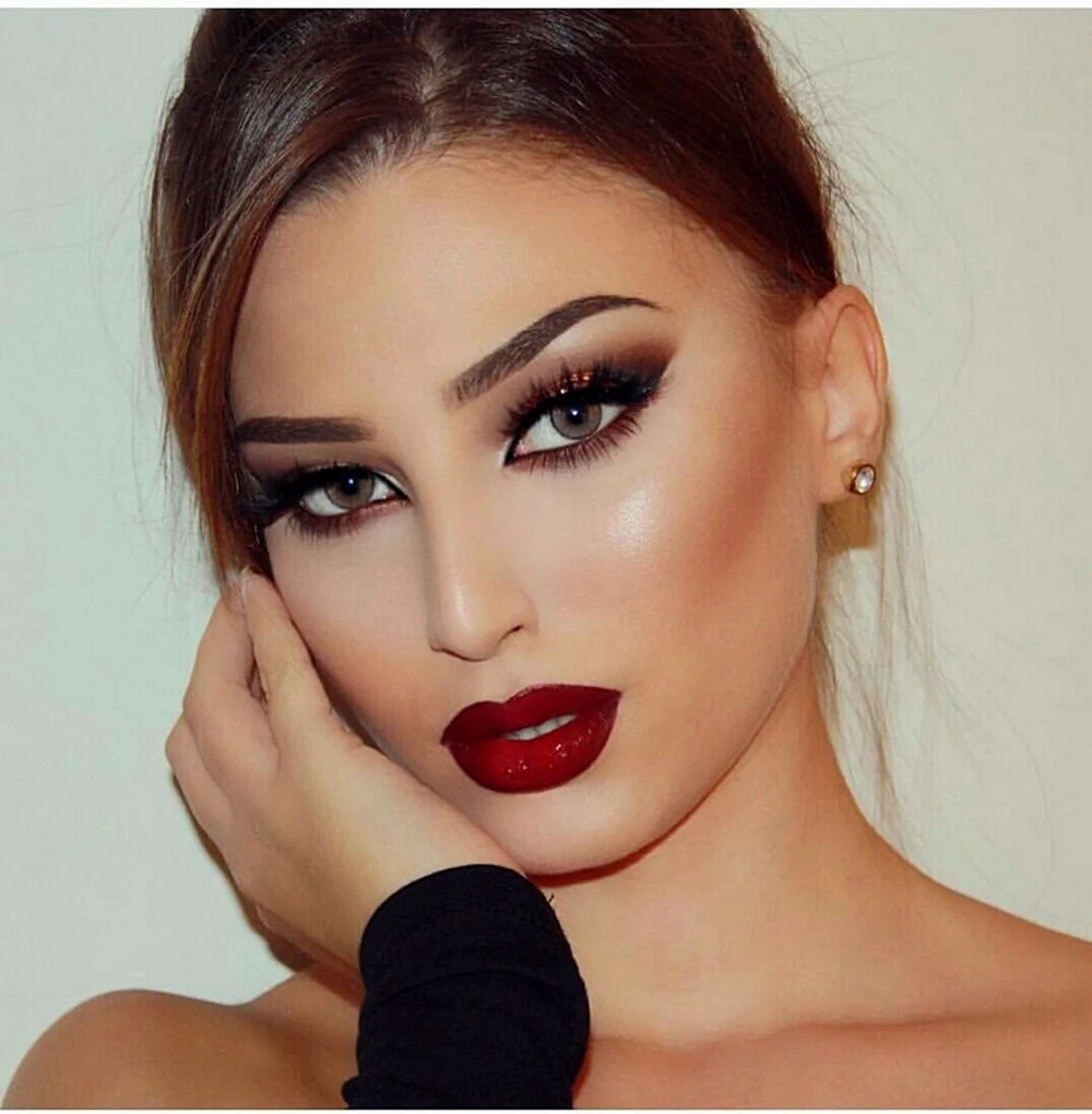 Makeup with Red Lipstick