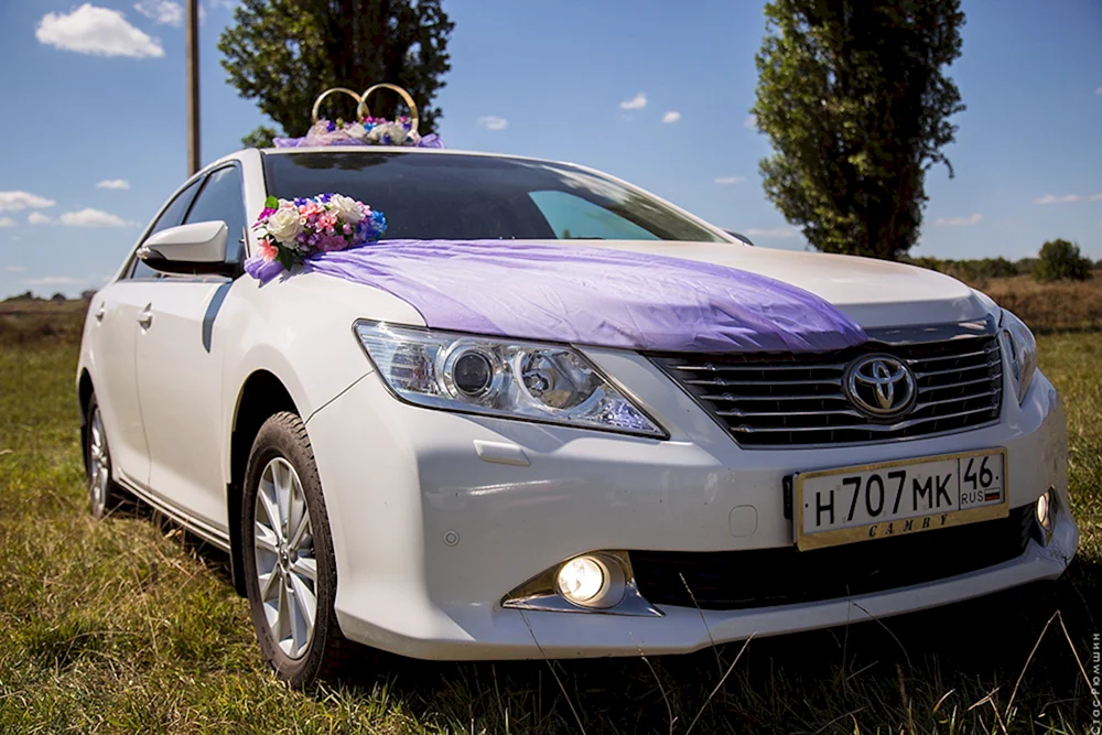 Машина на свадьбу Тойота