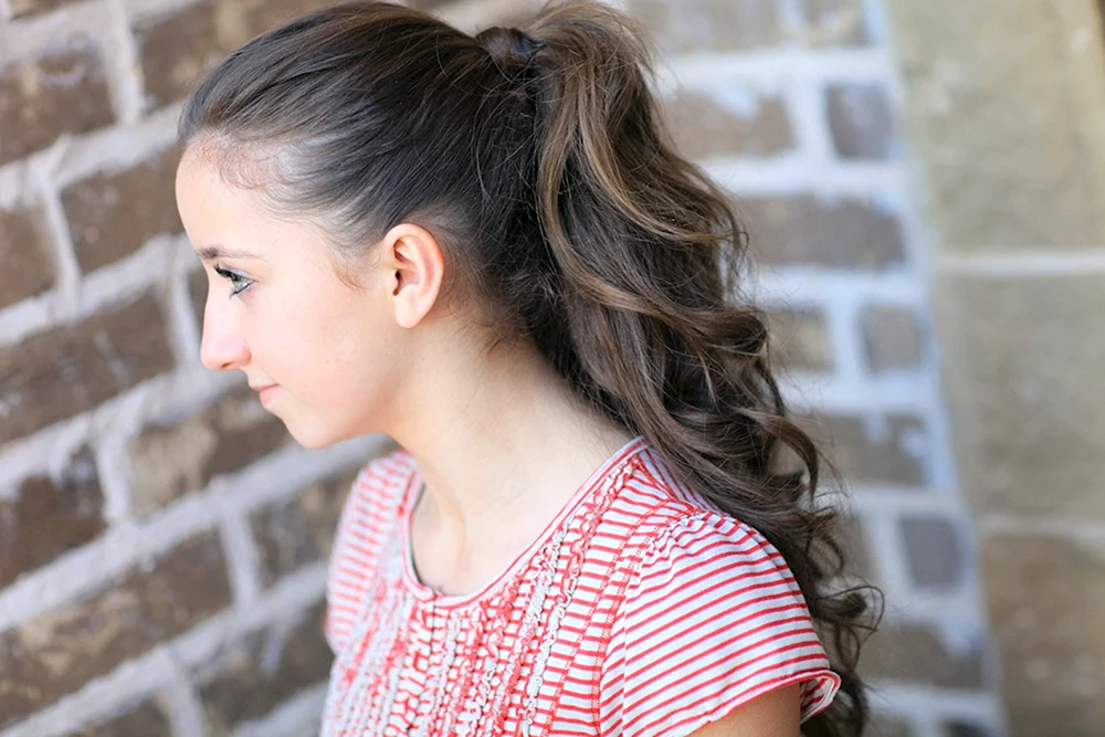Модные причёски для девочек 12 лет