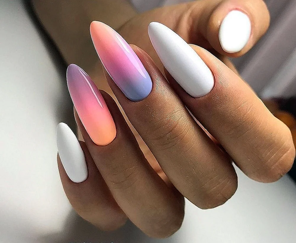 Moscov Nails Ombre