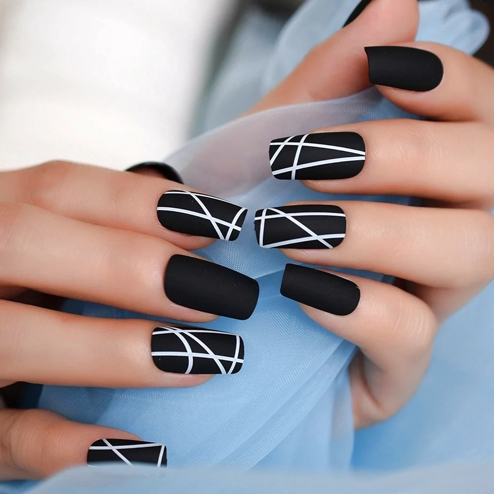 Nails mat Black