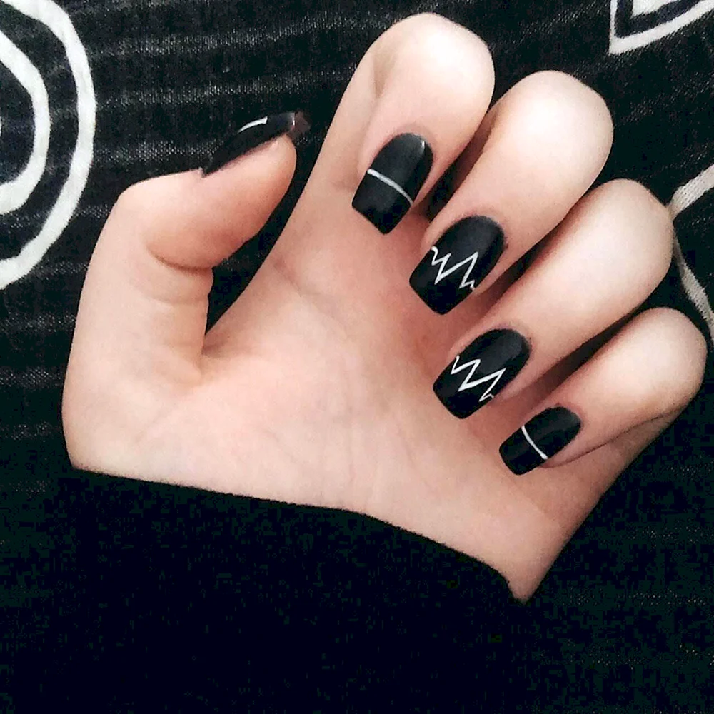 Nails mat Black