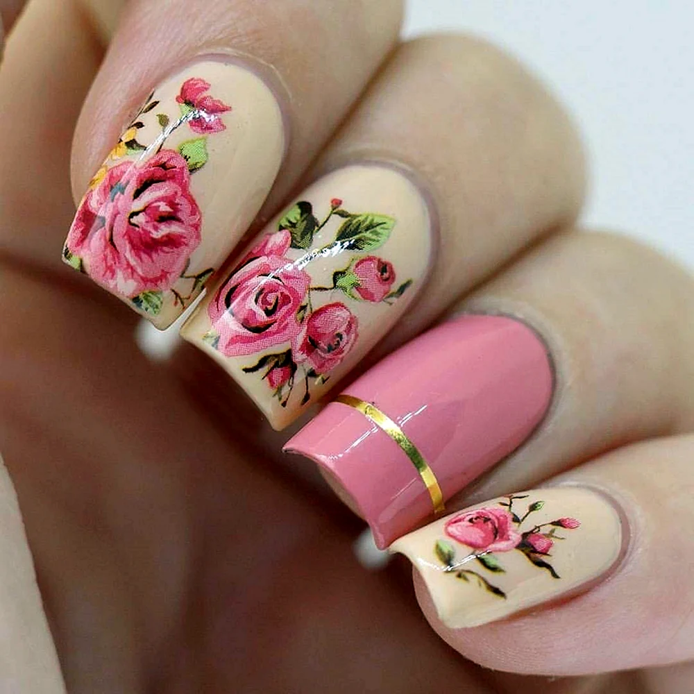 Nails Rose