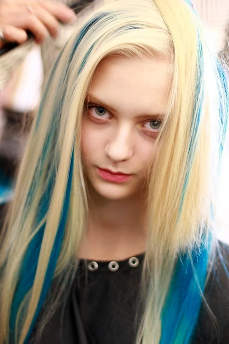 Nastya Kusakina Blue hair