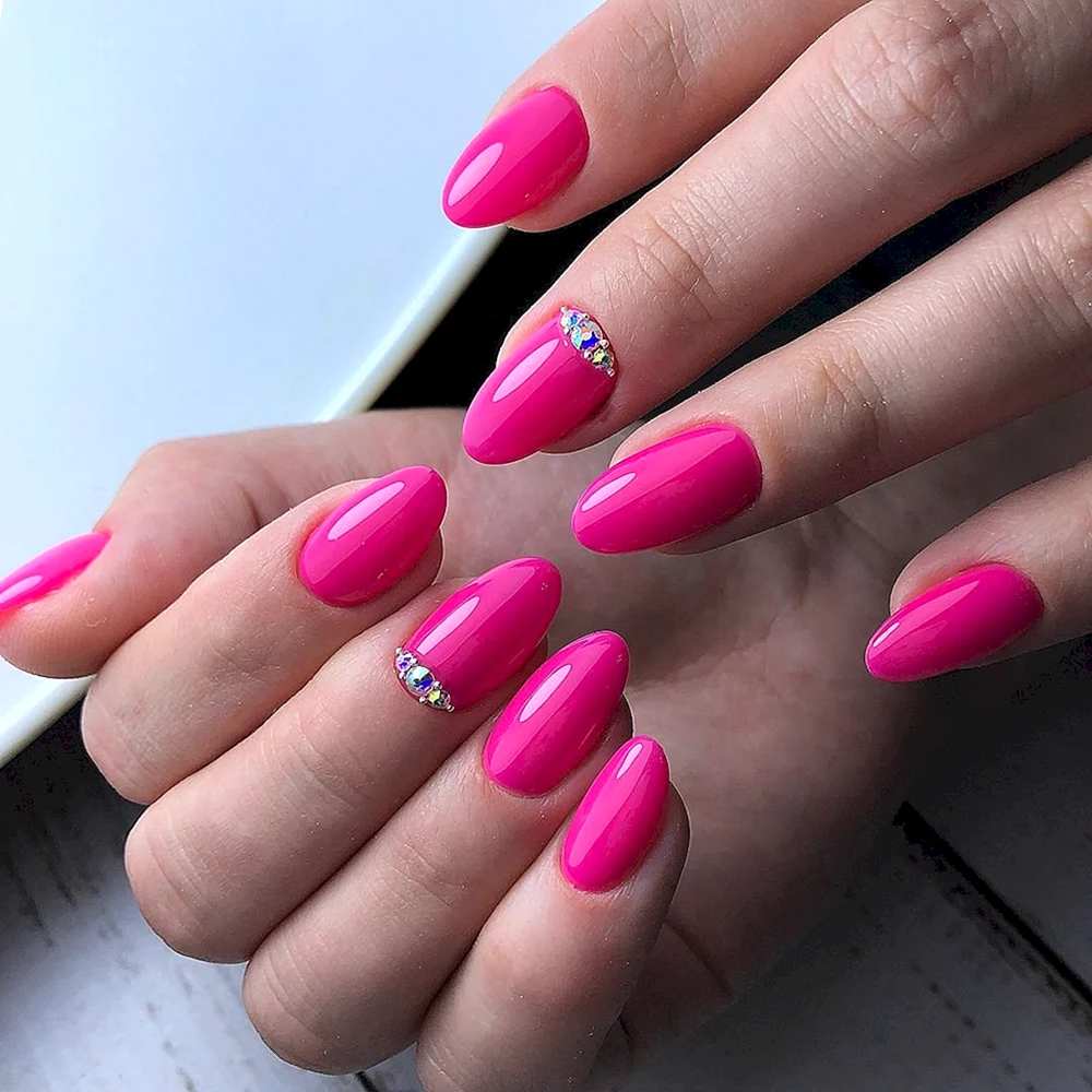 Neon Pink Manicure