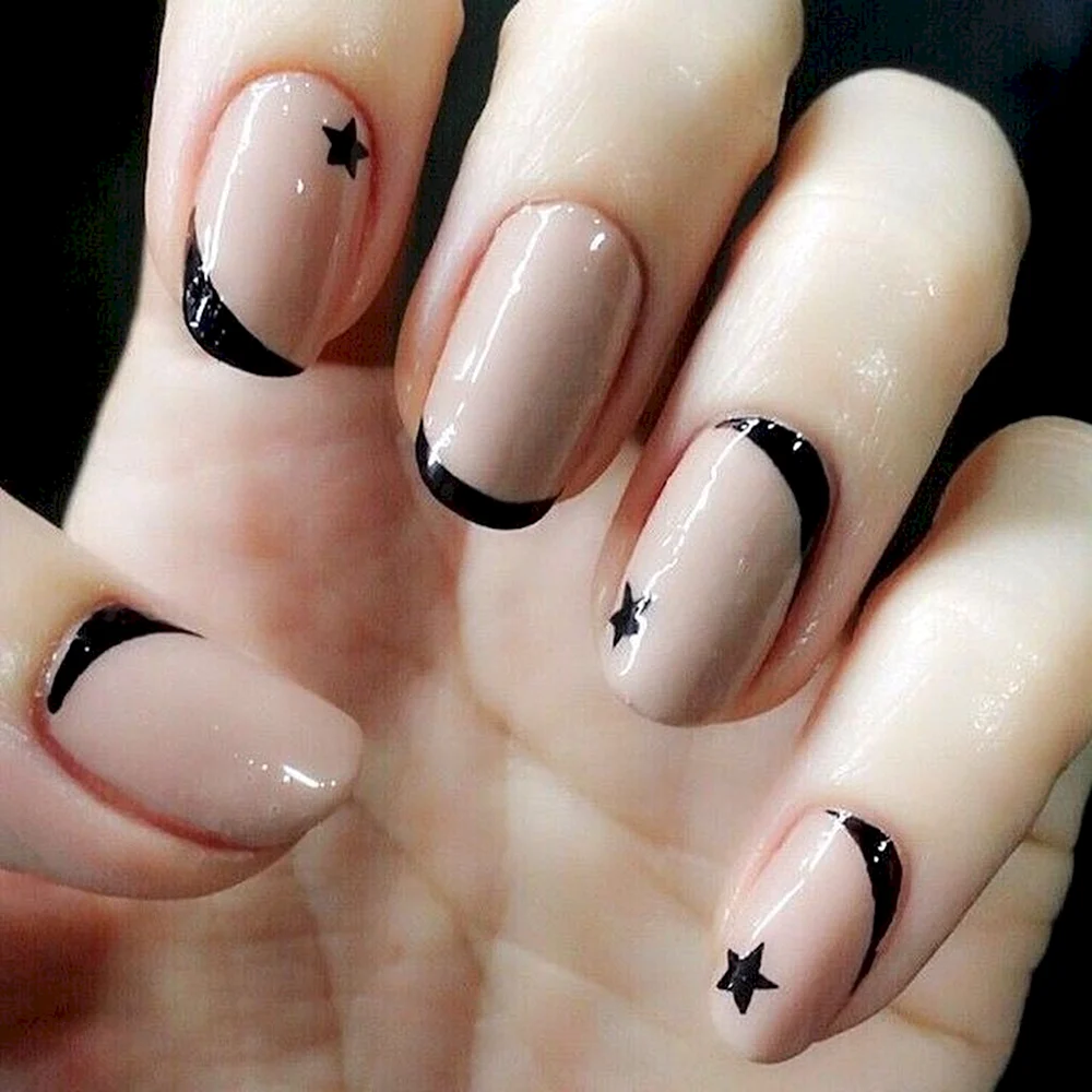 Ногти в корейском стиле