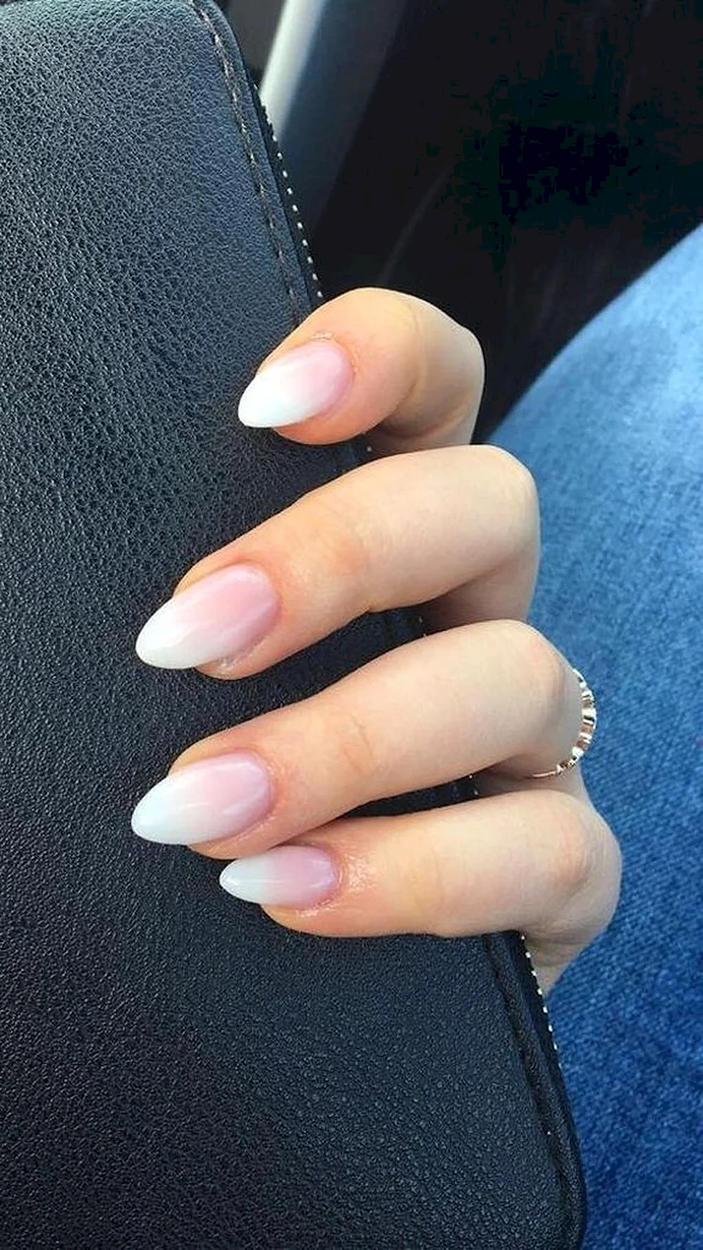 Oval long Nails