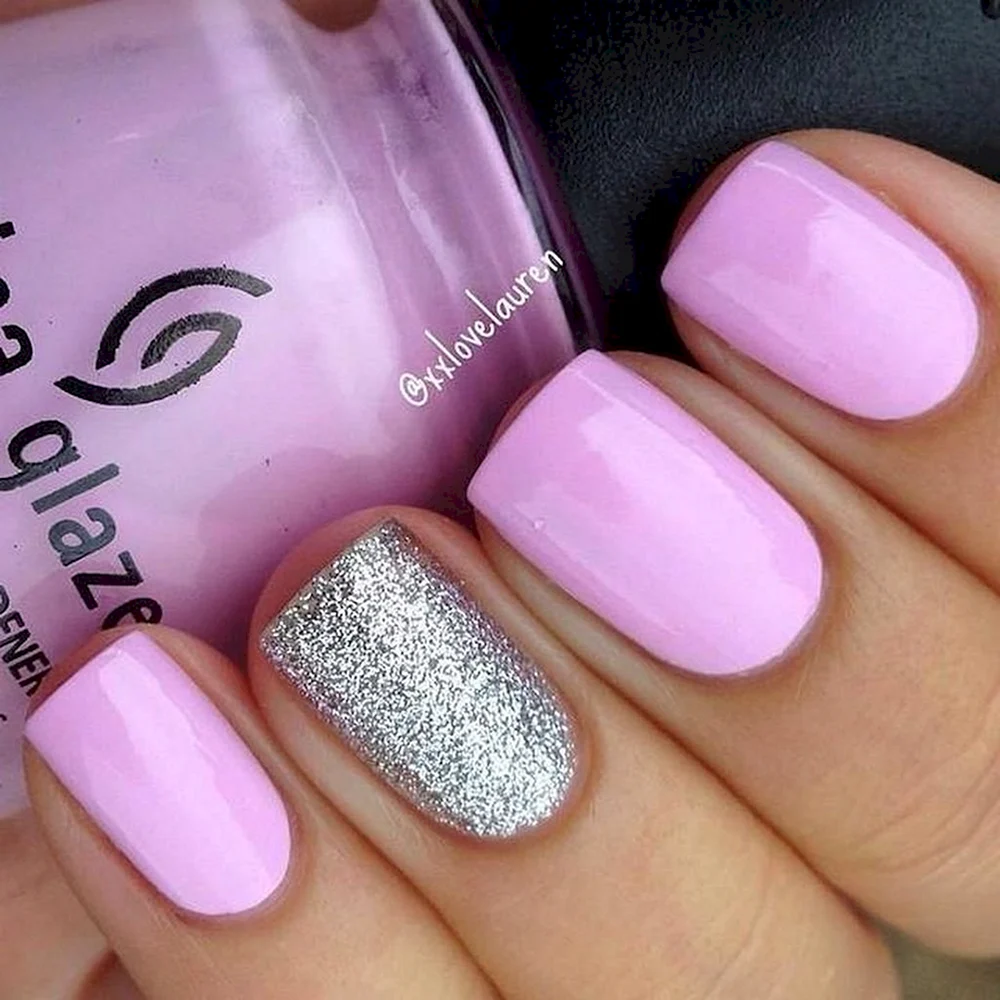 Pink Nails with Accent