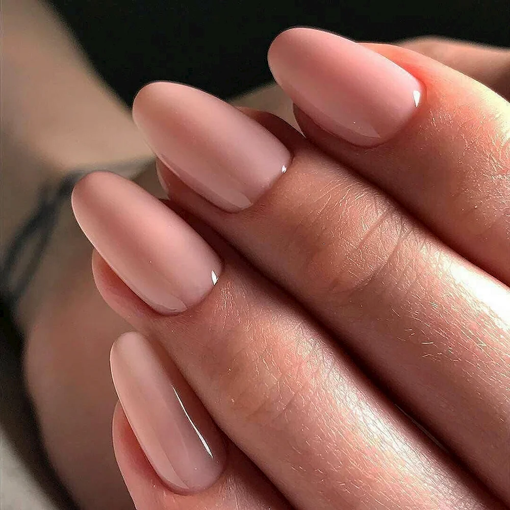 Pretty Nails simple classy