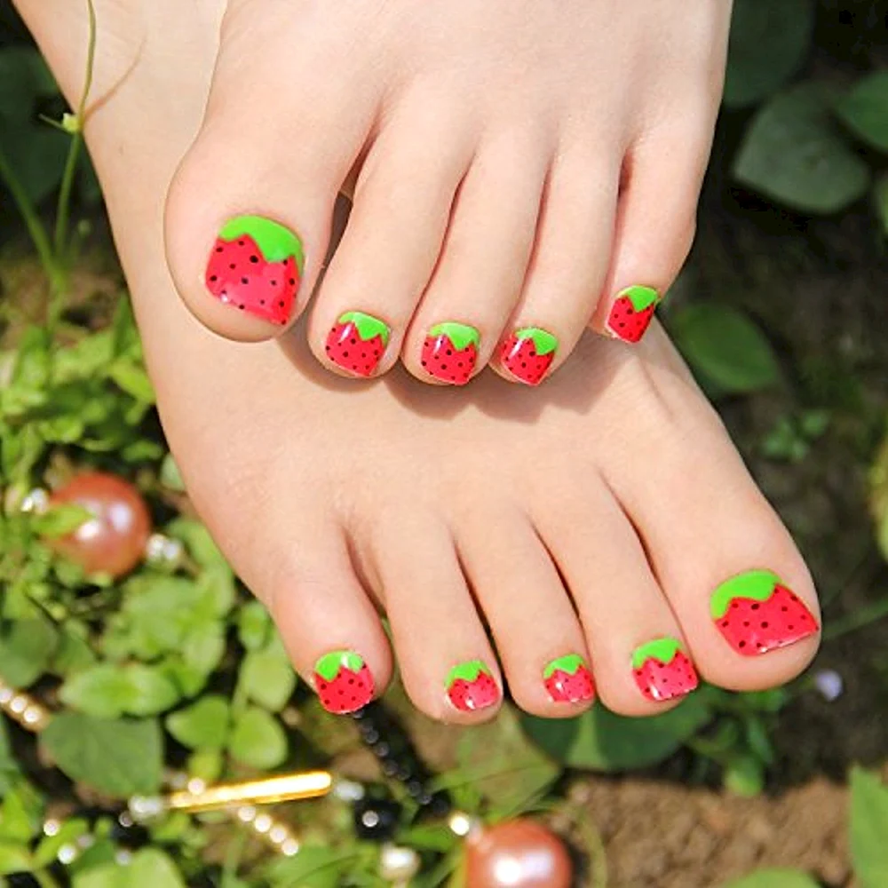Red and Green Design Nails