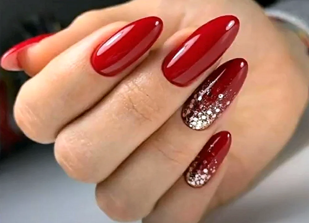 Red Nails 2022