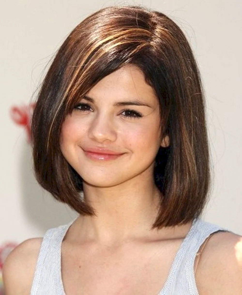 Selena Gomez Bob hair