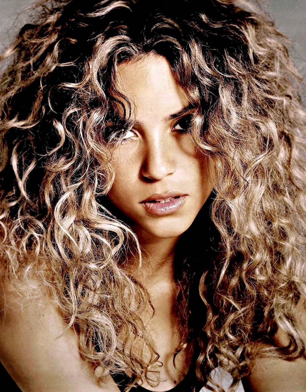 Shakira hair