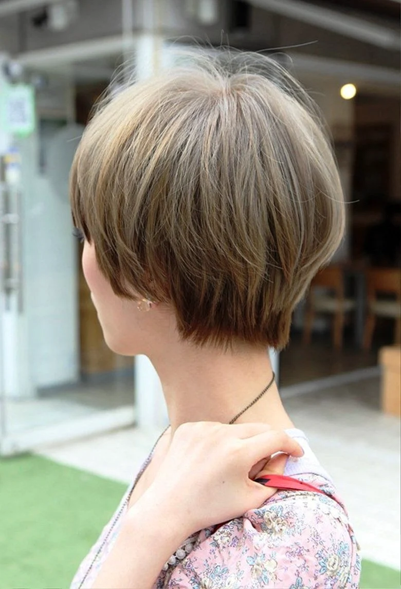 Short Haircuts for women Backside