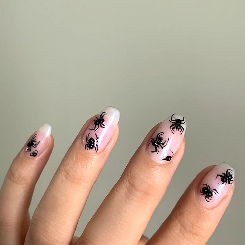 Spider Manicure