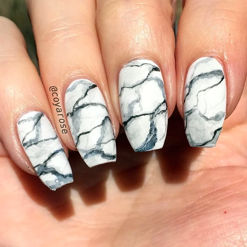 Stone Nail Art