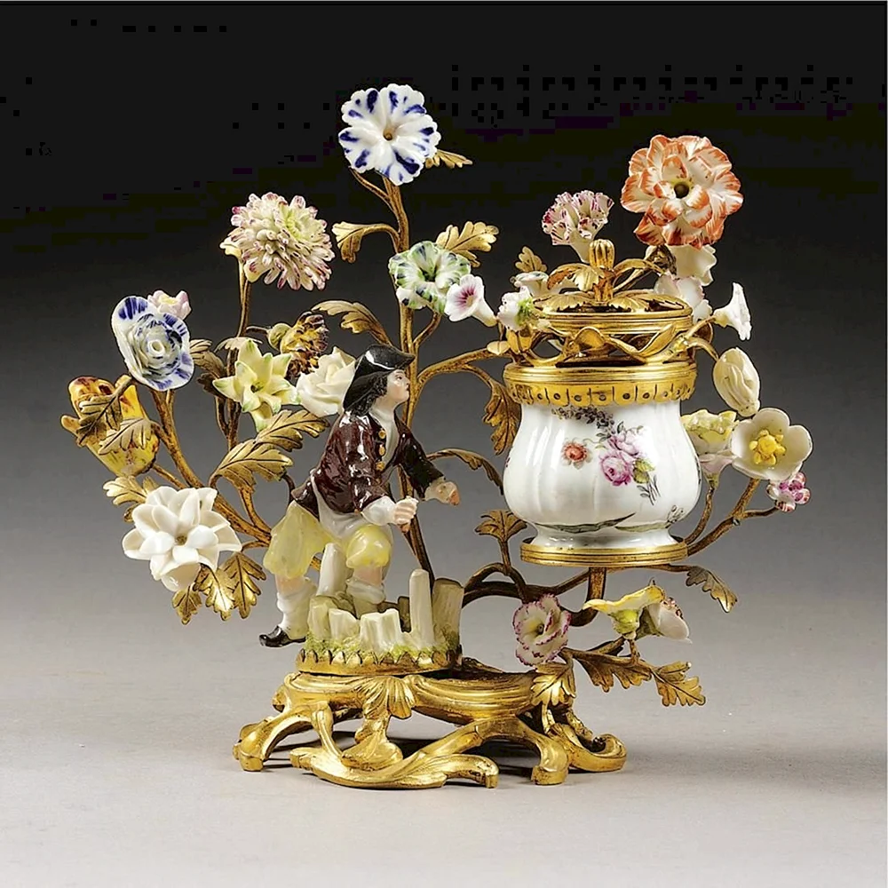 Stunning Meissen Porcelain Cherub Table centrepiece