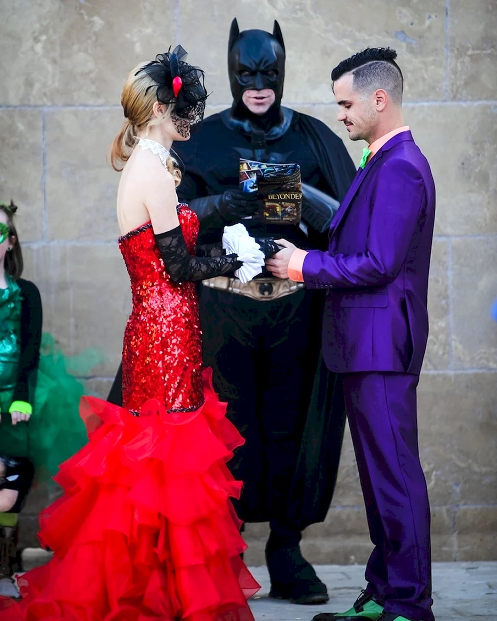 Свадьба в стиле Харли Квинн и Джокер
