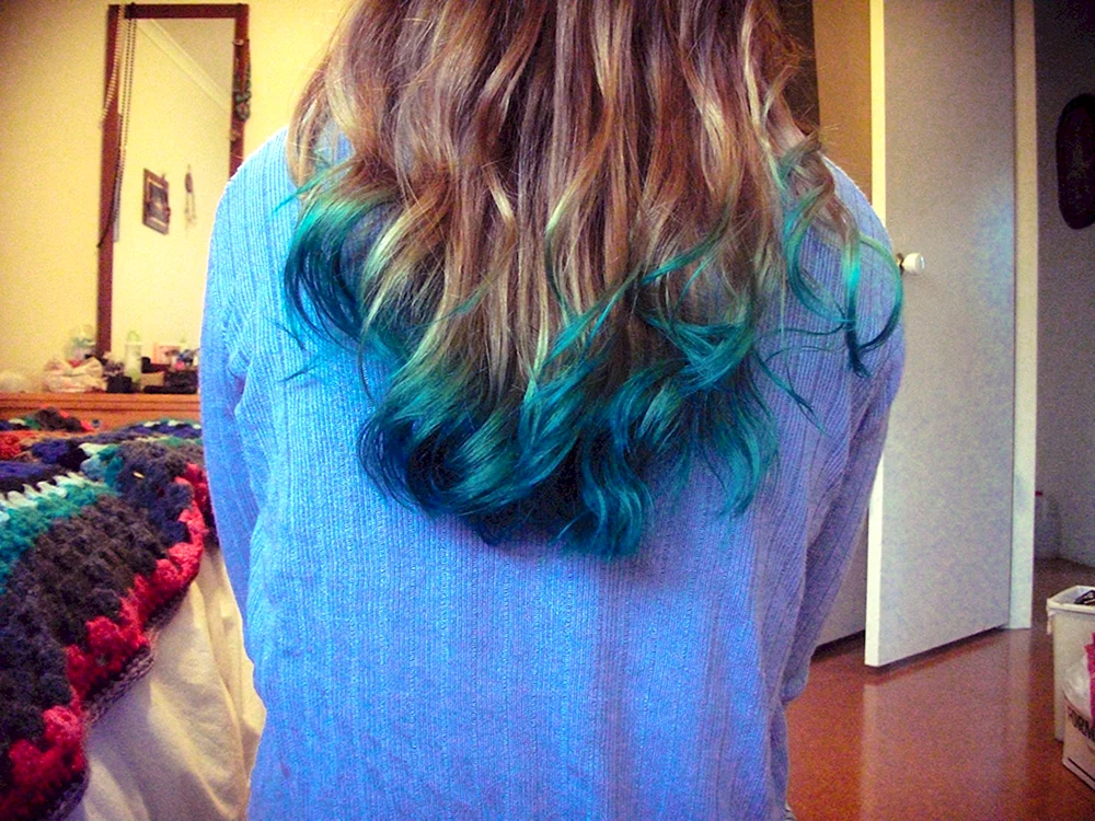 Turquoise Ombre