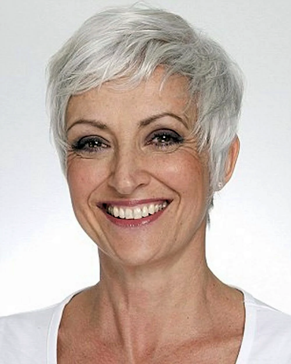 Woman short Grey hair 50