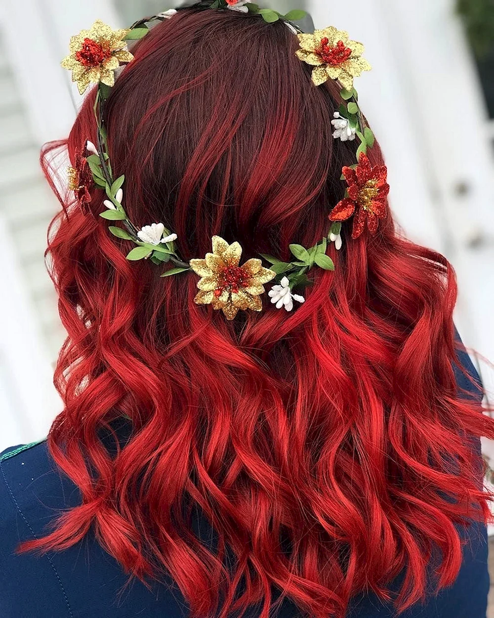Красивые красные волосы