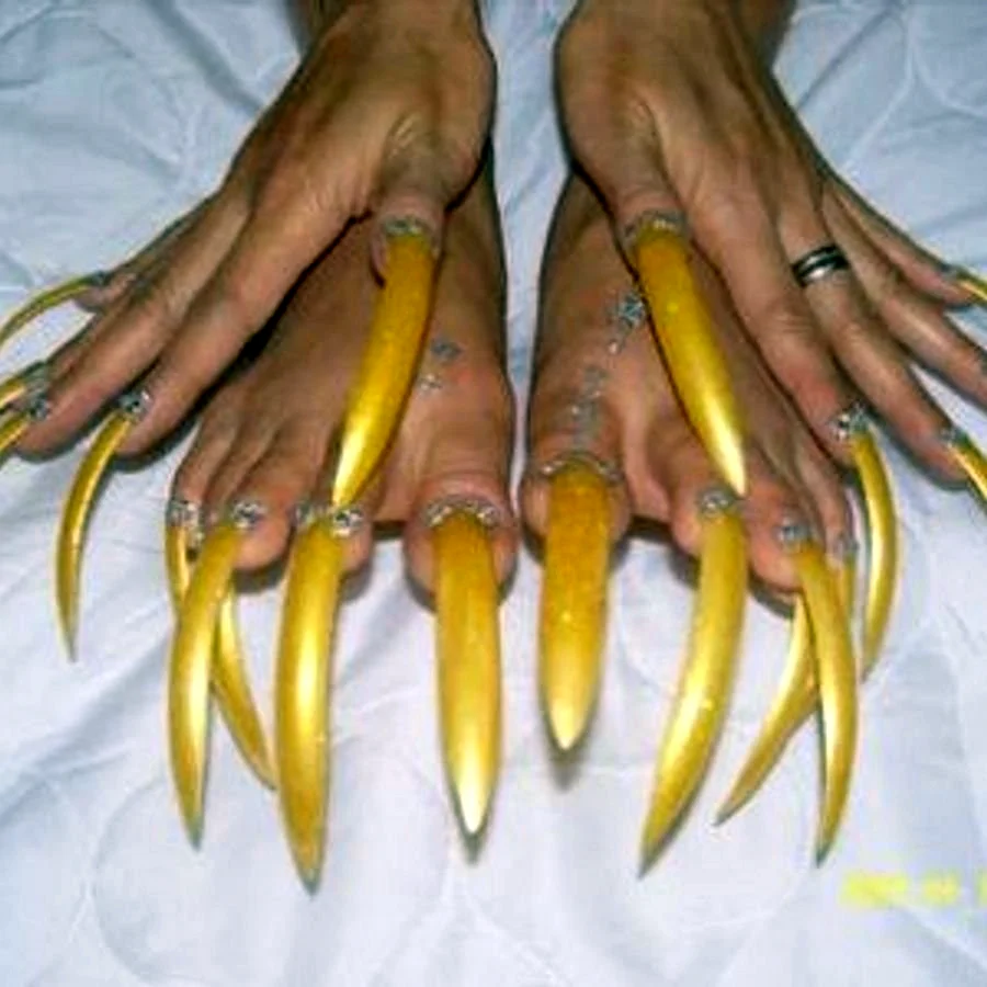 Самые страшные ногти в мире